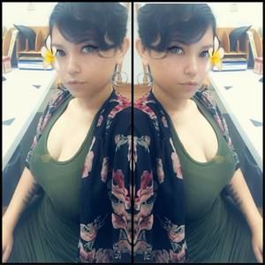 Meet your Posher, Nikki